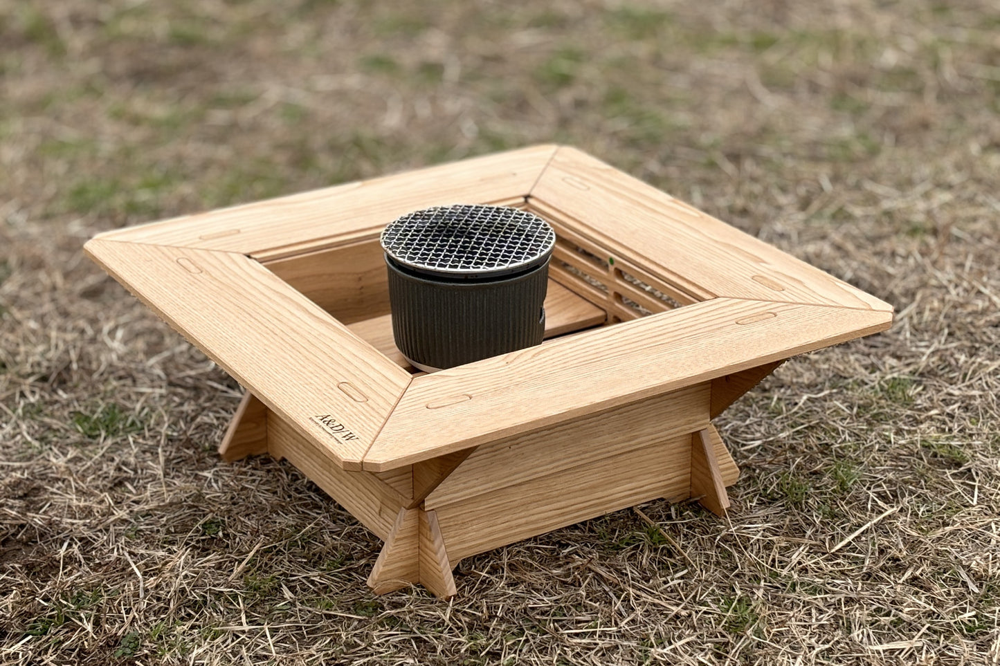 No.001-2 ミニ七輪囲炉裏蓋付き Fix type(栗材)