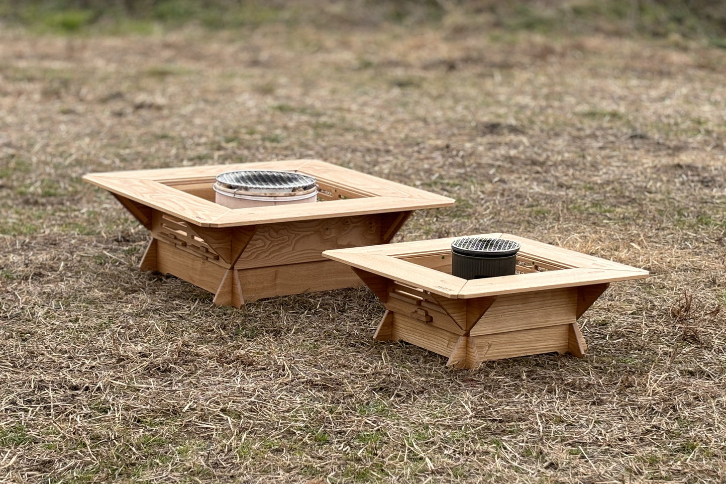 No.001-2 ミニ七輪囲炉裏蓋付き Fix type(栗材)